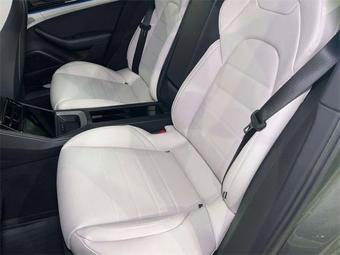 New 2025 Porsche Panamera 4 image 19