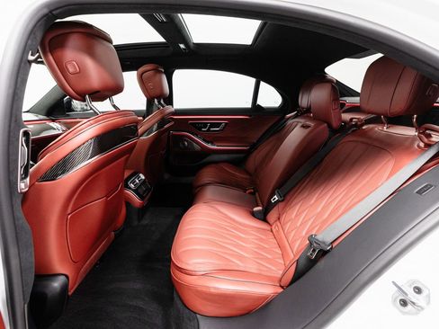Used 2025 Mercedes-Benz S 63 AMG S image 28