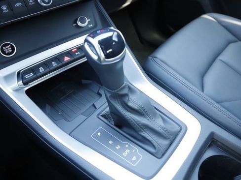 Used 2025 Audi Q3 2.0T Premium image 29