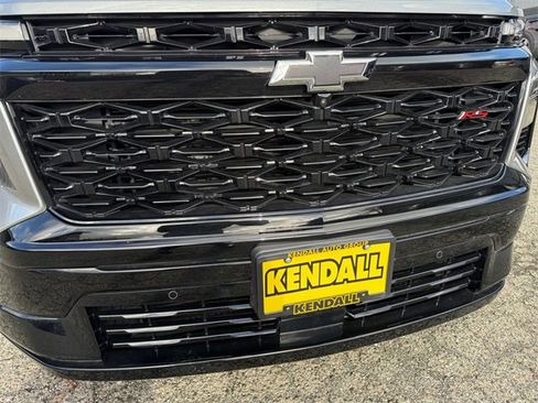 Used 2024 Chevrolet Traverse RS image 25