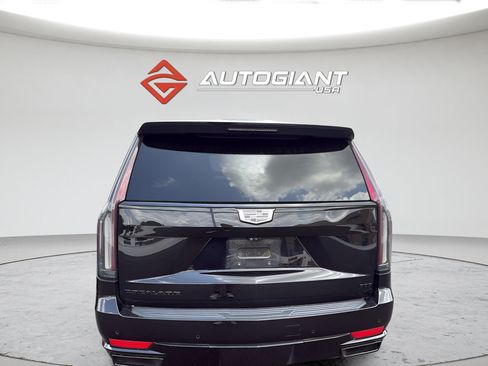 Used 2021 Cadillac Escalade Sport AWD/4WD image 4
