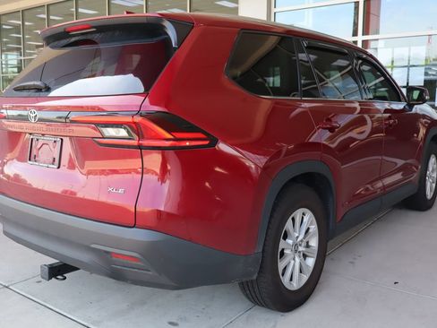 Used 2025 Toyota Grand Highlander AWD Hybrid image 10