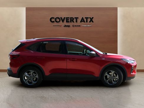 Used 2025 Ford Escape ST-Line FWD image 6