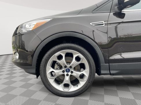 Used 2013 Ford Escape Titanium w/ Class II Trailer Tow Pkg image 11