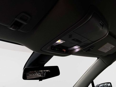 Certified 2019 Buick Enclave Premium image 35