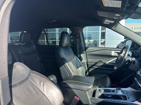 Used 2020 Ford Explorer ST w/ ST Street Pack AWD/4WD image 9