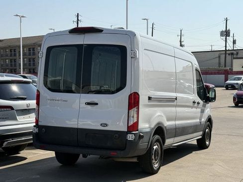Used 2020 Ford Transit 250 Medium Roof RWD image 4