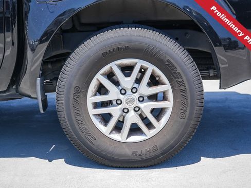 Used 2018 Nissan Frontier SV w/ Value Truck Package RWD image 10