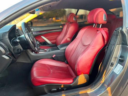 Used 2010 INFINITI G37 Anniversary Edition RWD image 17