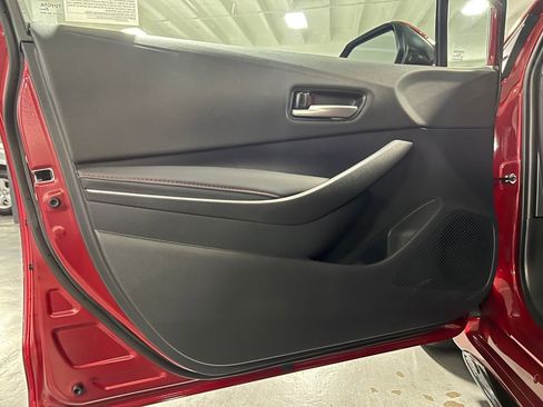 New 2025 Toyota Corolla SE image 32
