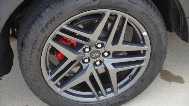 Used 2025 Ford Explorer ST-Line w/ ST-Line Street Pack AWD/4WD image 12