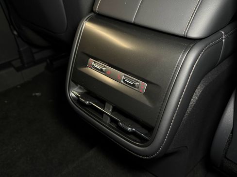 New 2026 Lincoln Nautilus Premier w/ Equipment Group 102A AWD/4WD image 16