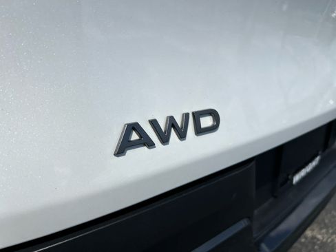 Certified 2025 Nissan Murano SL AWD/4WD image 31