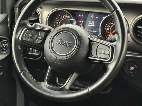 Used 2020 Jeep Wrangler Unlimited Sport image 12