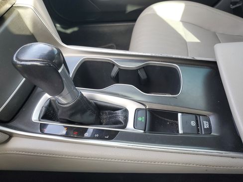 Used 2020 Honda Accord EX-L image 30