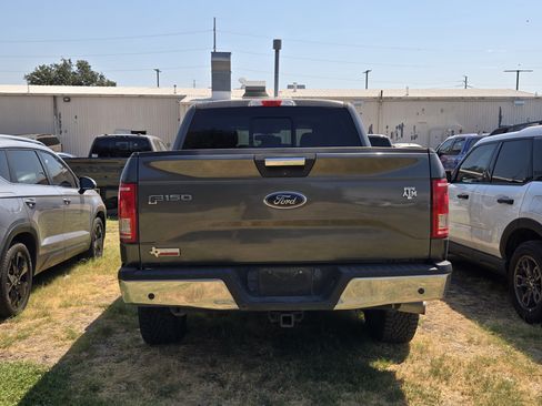 Used 2016 Ford F150 XLT w/ Equipment Group 302A Luxury AWD/4WD image 5