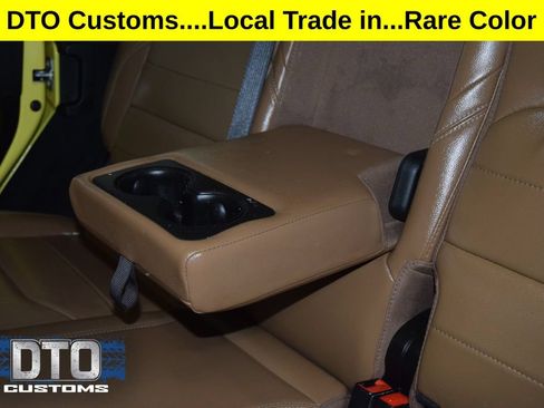 Used 2022 Jeep Wrangler Unlimited Sahara w/ Cold Weather Group AWD/4WD image 45