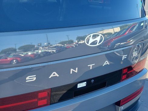Used 2024 Hyundai Santa Fe Limited AWD/4WD image 16