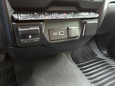 Used 2024 Chevrolet Silverado 1500 Custom Trail Boss w/ Dark Appearance Package AWD/4WD image 25