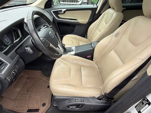 Used 2016 Volvo XC60 T5 Premier AWD/4WD image 17