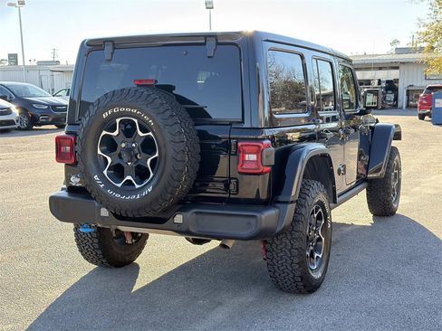 Used 2022 Jeep Wrangler Unlimited Rubicon 4xe w/ Cold Weather Group image 5