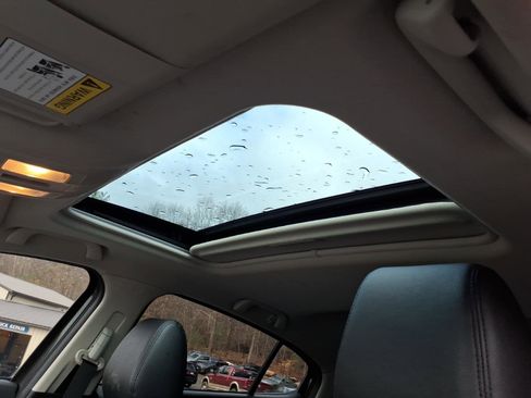 Used 2017 MAZDA MAZDA3 Grand Touring w/ Premium Equipment Package image 10