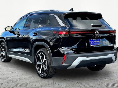 New 2026 Volkswagen Tiguan SE image 4