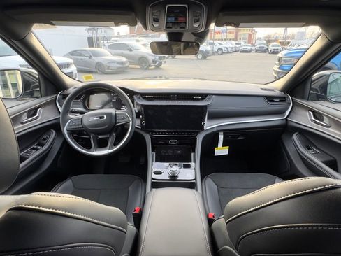 New 2026 Jeep Grand Cherokee Altitude image 26