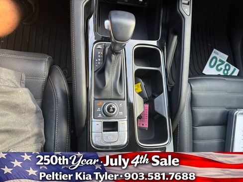 Certified 2024 Kia Telluride SX Prestige AWD/4WD image 22