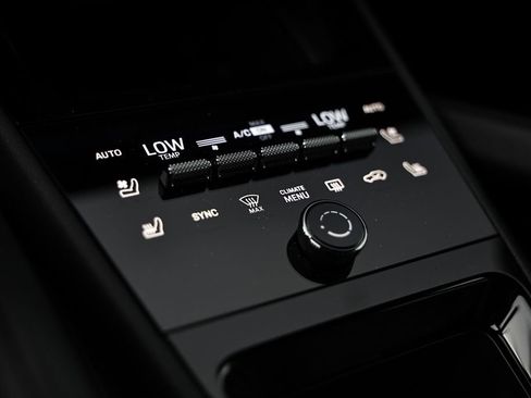 New 2026 Porsche Cayenne AWD/4WD image 41