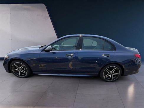 Used 2024 Mercedes-Benz C 300 4MATIC Sedan image 2