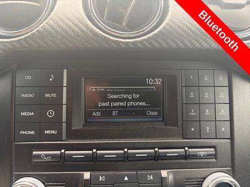 Used 2018 Ford Mustang Coupe RWD image 13