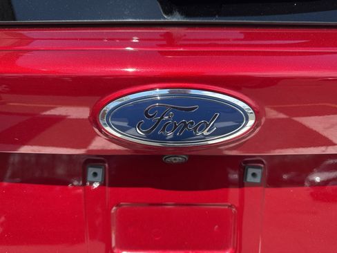 Used 2017 Ford Escape SE w/ Equipment Group 201A AWD/4WD image 37