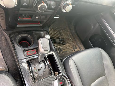 Used 2020 Toyota 4Runner TRD Off-Road Premium image 15