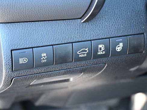 Used 2021 Toyota Camry XSE w/ Navigation Upgrade Package FWD image 19
