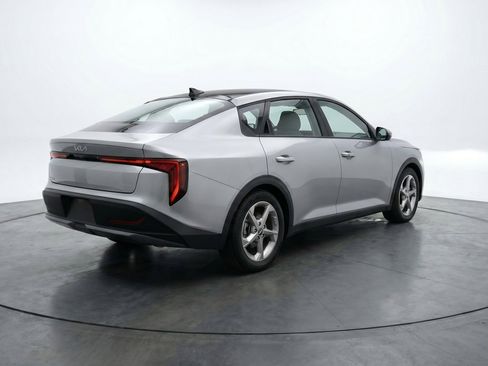 Used 2025 Kia K4 FWD image 9