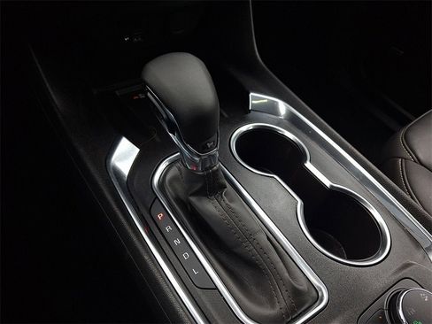 Certified 2023 Chevrolet Traverse LT w/ LT Premium Package image 15