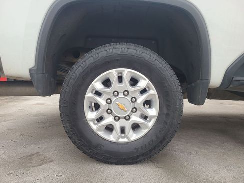 Used 2022 Chevrolet Silverado 2500 LTZ w/ Safety Package image 17