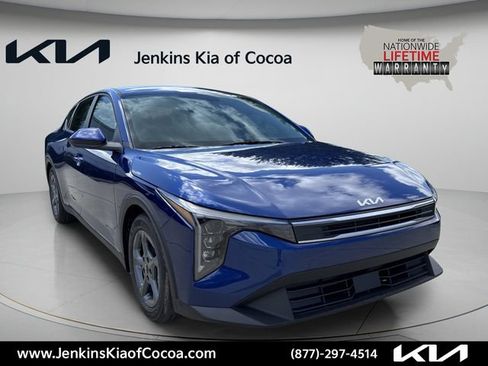 New 2026 Kia K4 FWD image 2