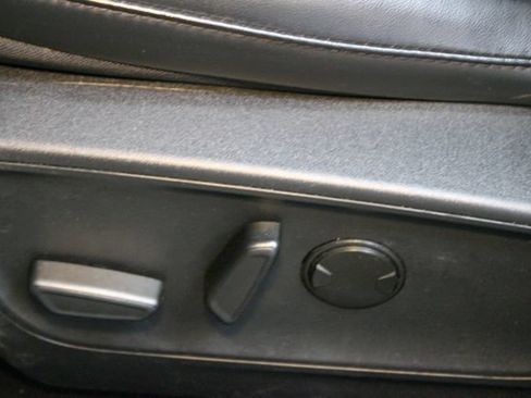 Used 2025 Ford Escape ST-Line AWD/4WD image 19