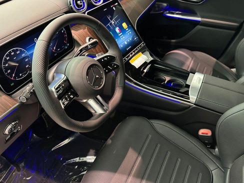 New 2026 Mercedes-Benz GLC 300 image 9