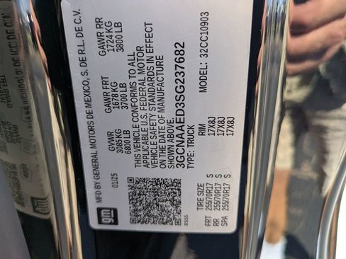 New 2025 Chevrolet Silverado 1500 W/T image 57