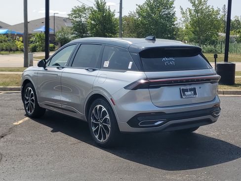New 2026 Lincoln Nautilus Reserve AWD/4WD image 3