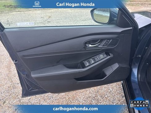 Used 2025 Honda Accord Touring image 16