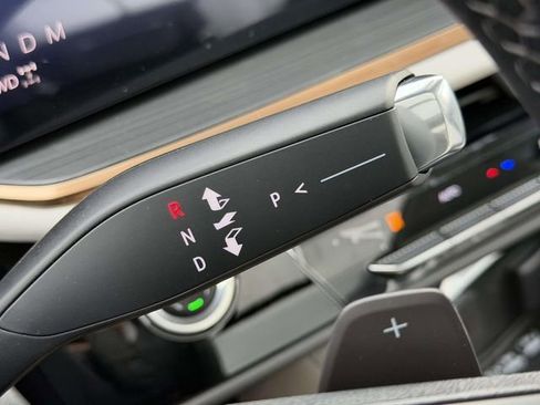 New 2026 Buick Envision Avenir AWD/4WD image 16