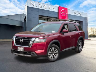 Certified 2023 Nissan Pathfinder SL