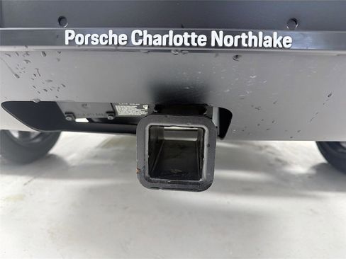 Certified 2025 Porsche Macan image 26