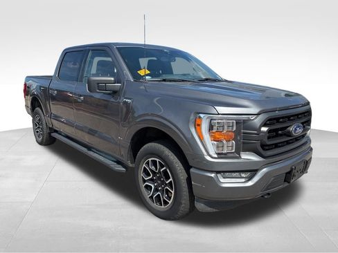 Used 2022 Ford F150 XLT w/ Equipment Group 302A High image 8