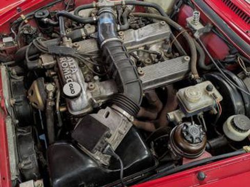 Used 1991 Alfa Romeo Spider image 32