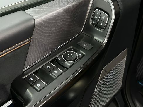 Certified 2022 Ford F150 Platinum w/ Max Trailer Tow Package image 17